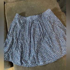Old navy floral skirt